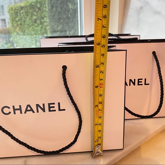 4 x Chanel Authentic Small paper shopping Gift bags - Picture 4 of 6